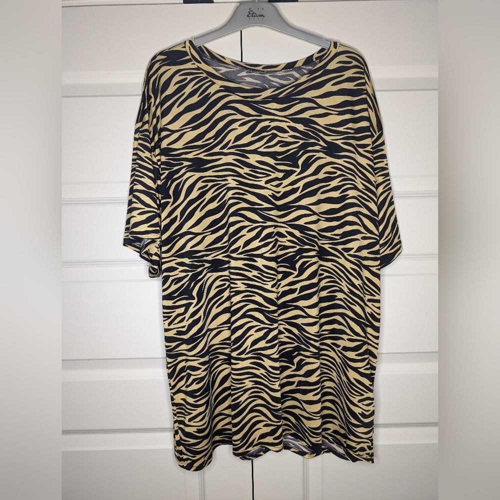 NWT Unbranded 3X Yellow/Tan Black Zebra Design Shirt Short Sleeve